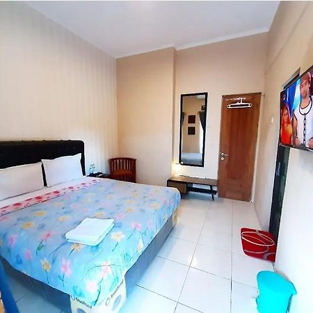 Wijilan60 Syariah Appartement Jogjakarta Buitenkant foto
