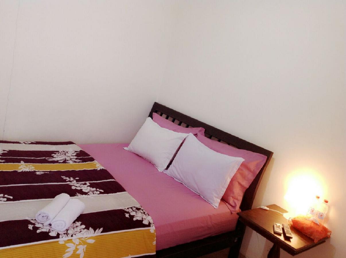 Wijilan60 Syariah Appartement Jogjakarta Buitenkant foto